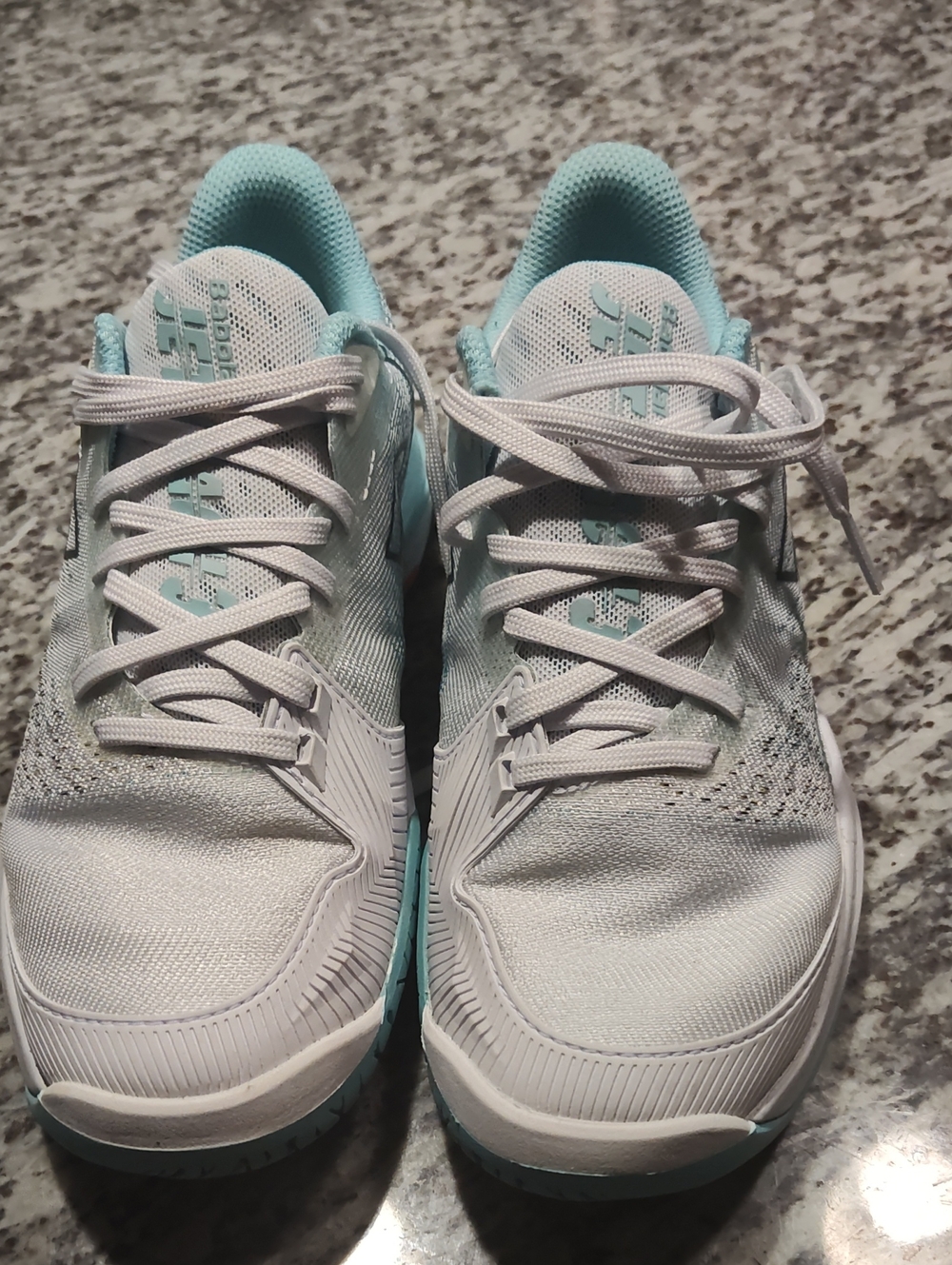 Babolat Pickleball Shoes- Light Gray with Aqua Accents